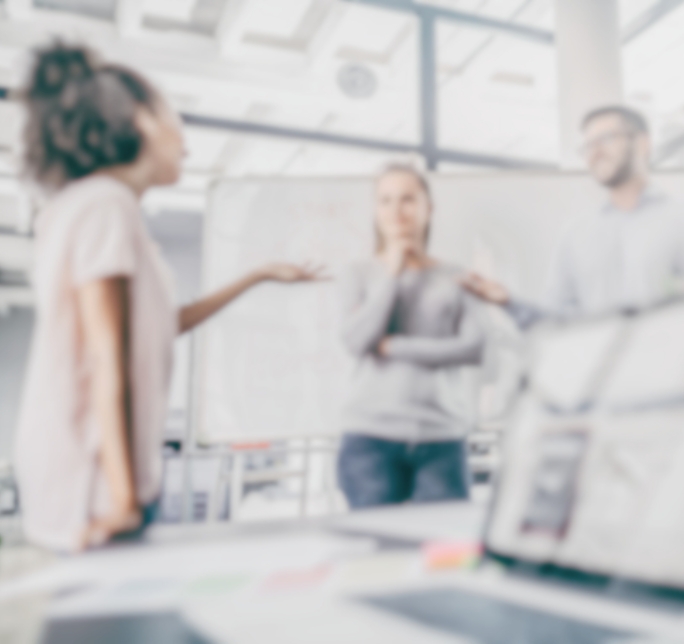 打合せをしているイメージ画像